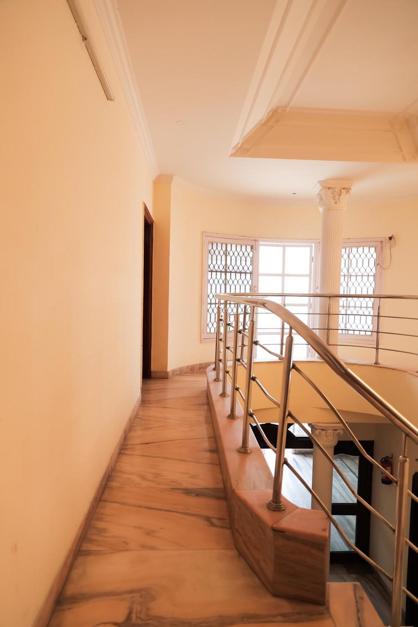 Hotel Green Villa - Near Anand Vihar Station New Delhi Exterior photo